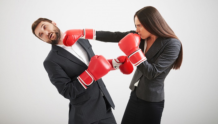 Wzajemny akt oskarżenia