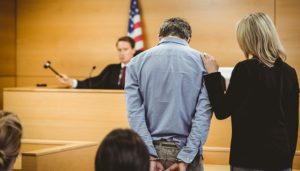 jak wygląda rozprawa w sprawie karnej